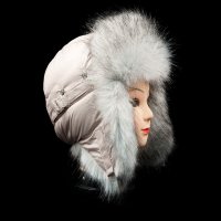 Шапка ушанка для девушки, Бежевая-блестящая плащёвка, мех Песец